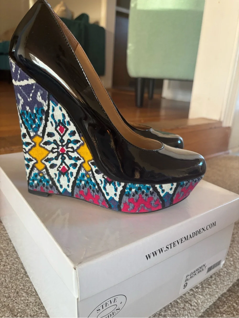 Steve Madden wedge